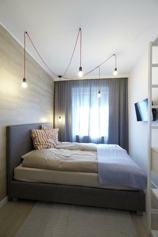 7Domb Apartman Komló Екстериор снимка