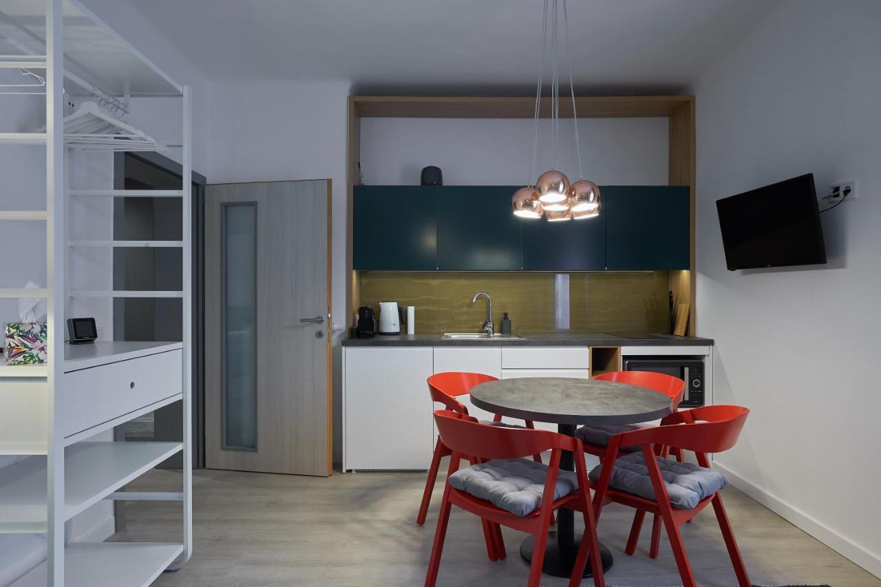 7Domb Apartman Komló Екстериор снимка