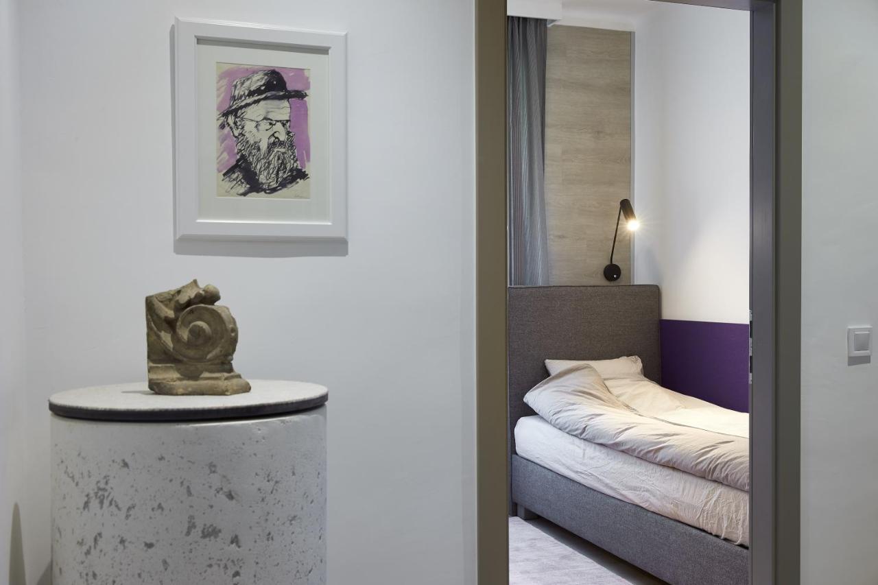 7Domb Apartman Komló Екстериор снимка